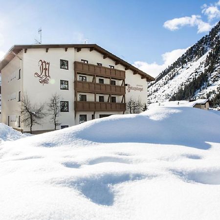 Pension Mittagskogel Санкт-Леонгард-ім-Пітцталь Екстер'єр фото